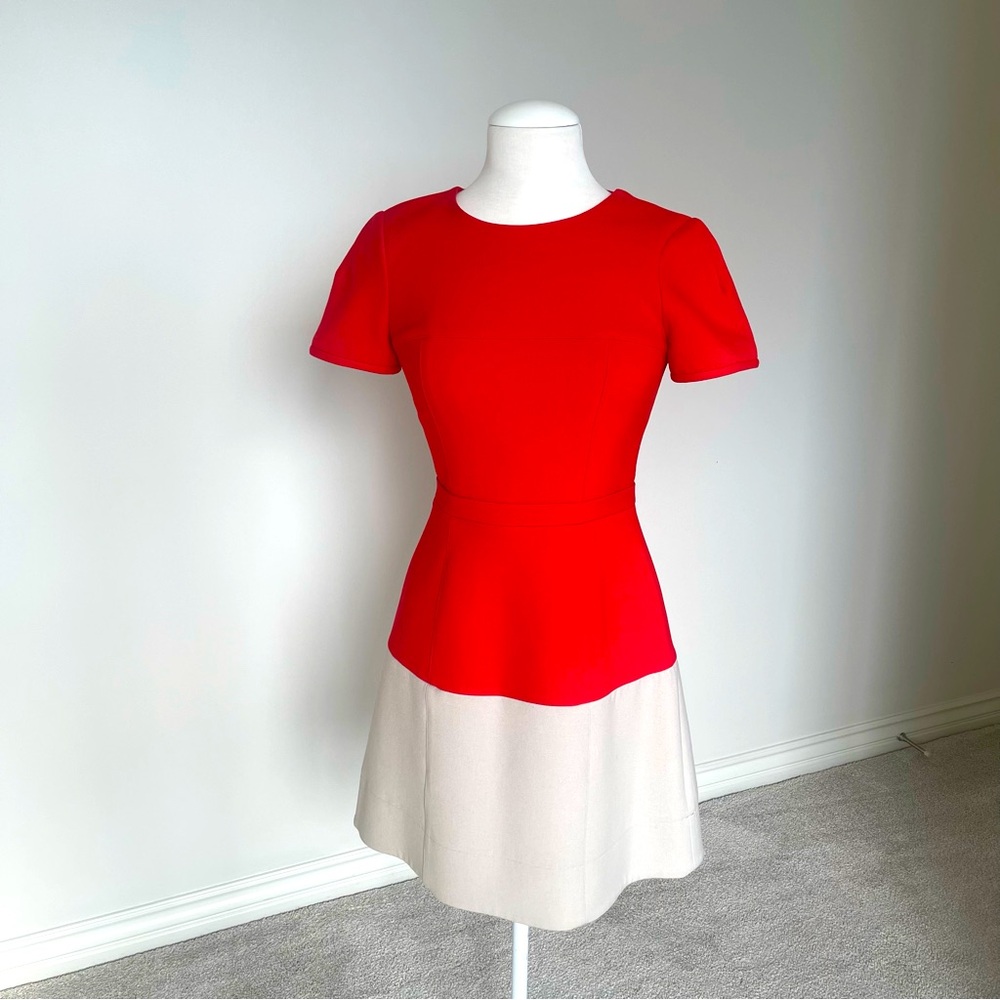 Abstract T dress